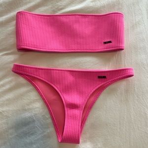 Triangl Bikini Small top / Medium bottom